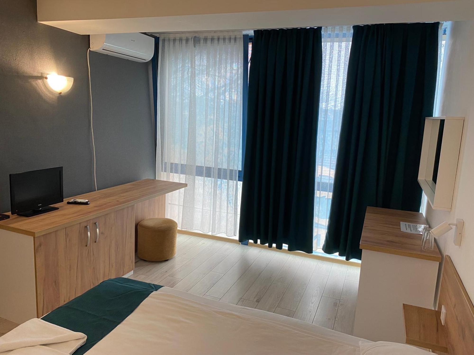 Hotel Fors Burgas Ngoại thất bức ảnh